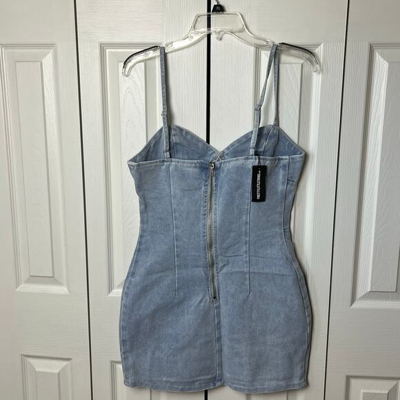 Pretty Little Thing Light Blue Corset Panel Denim Mini Dress NWT Size 6 - Picture 4 of 11